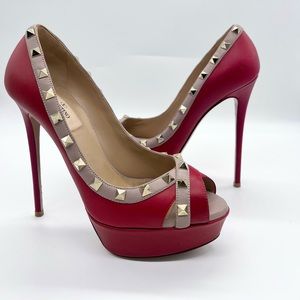 Valentino Rockstar Studded Peep Toe Heels size 38